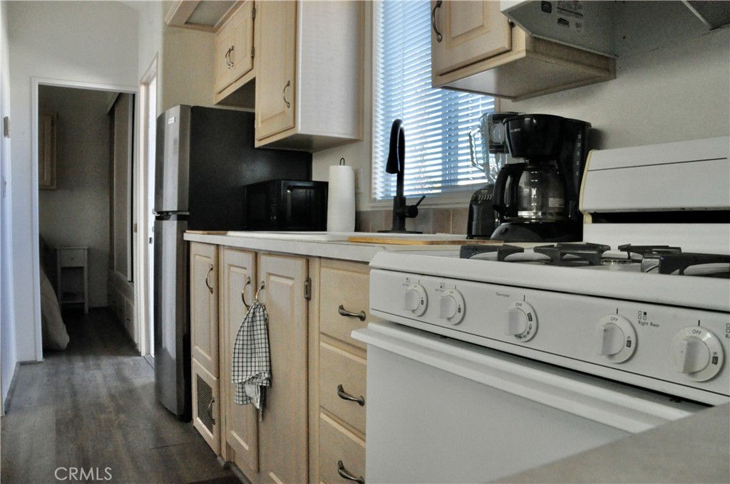 70200 Dillon Road 393