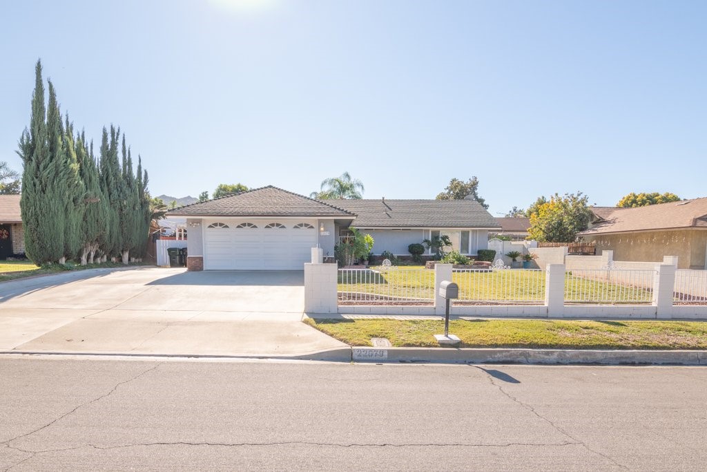 22579 Raven Way