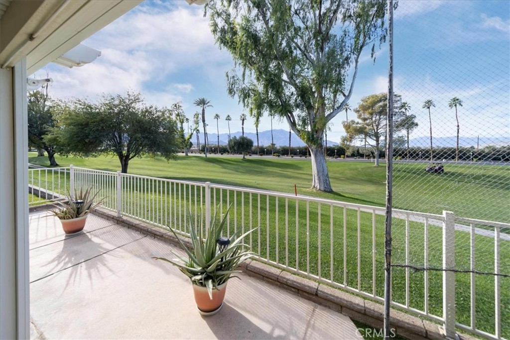 35493 Sand Rock