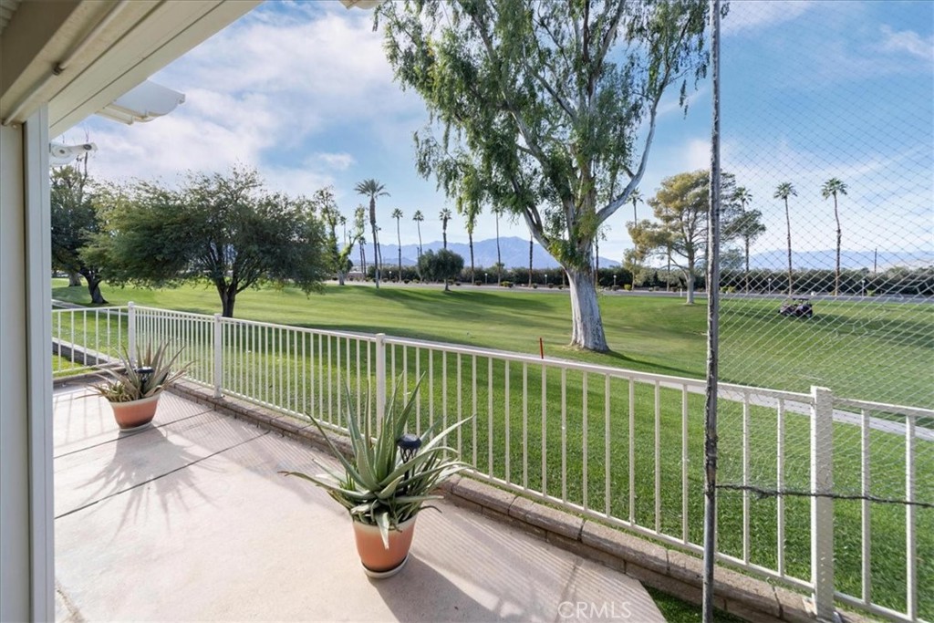 35493 Sand Rock