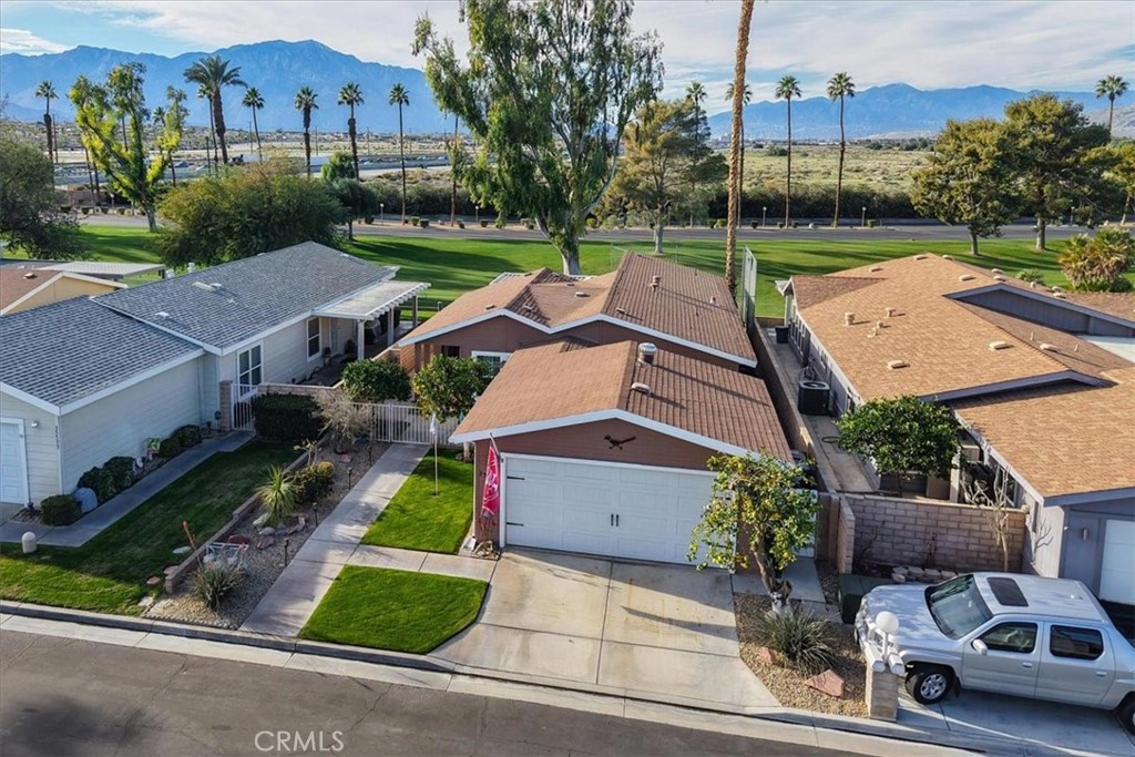 35493 Sand Rock