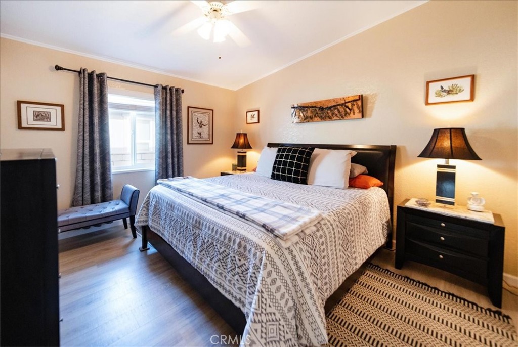 35493 Sand Rock