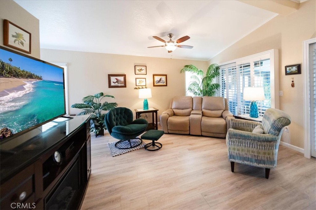 35493 Sand Rock