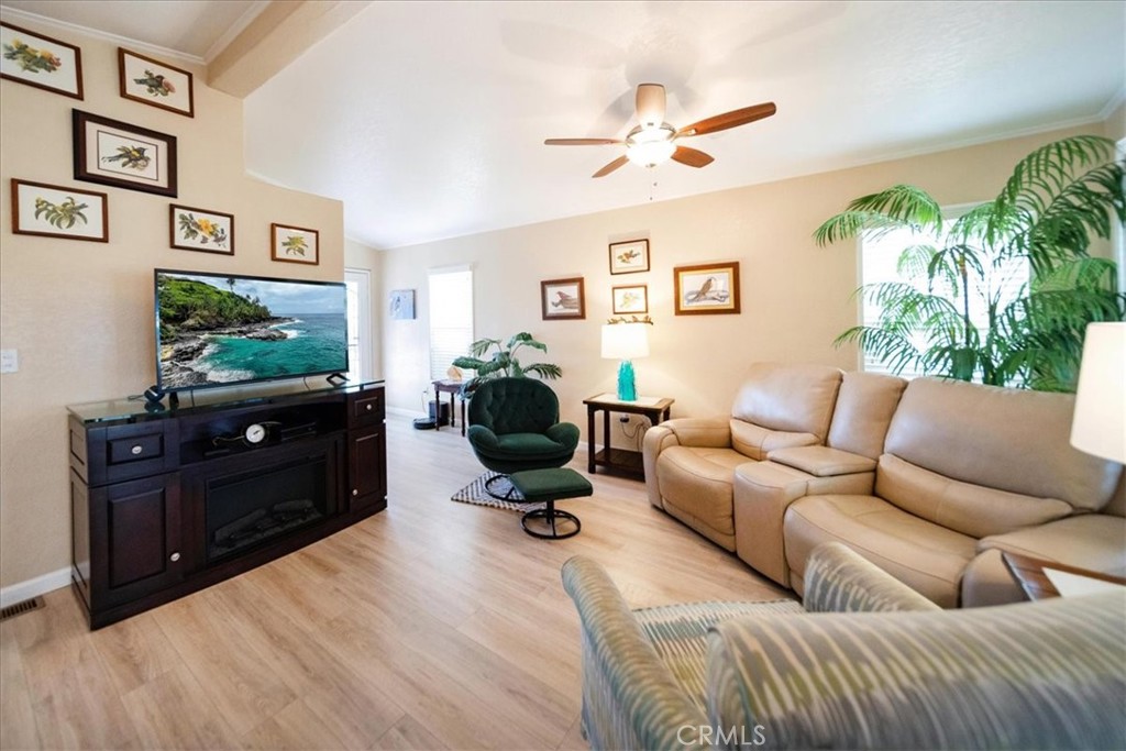 35493 Sand Rock