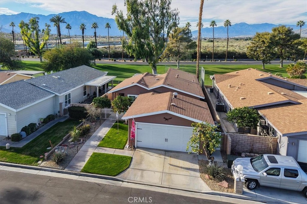 35493 Sand Rock