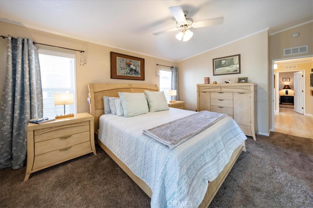 35493 Sand Rock