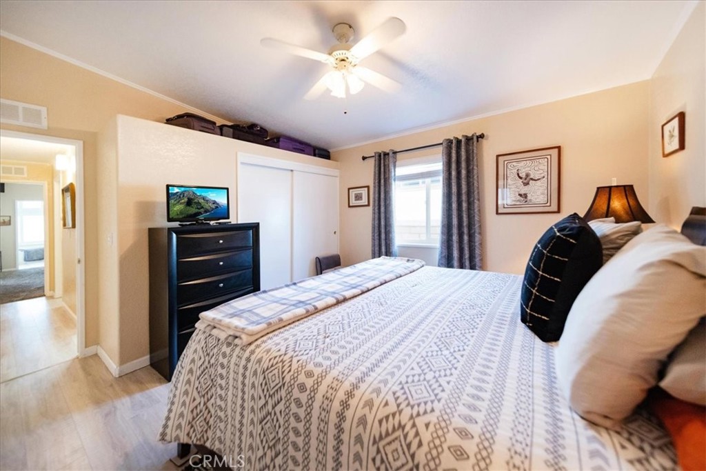 35493 Sand Rock