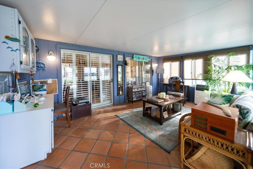 35493 Sand Rock