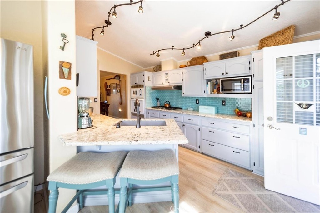 35493 Sand Rock