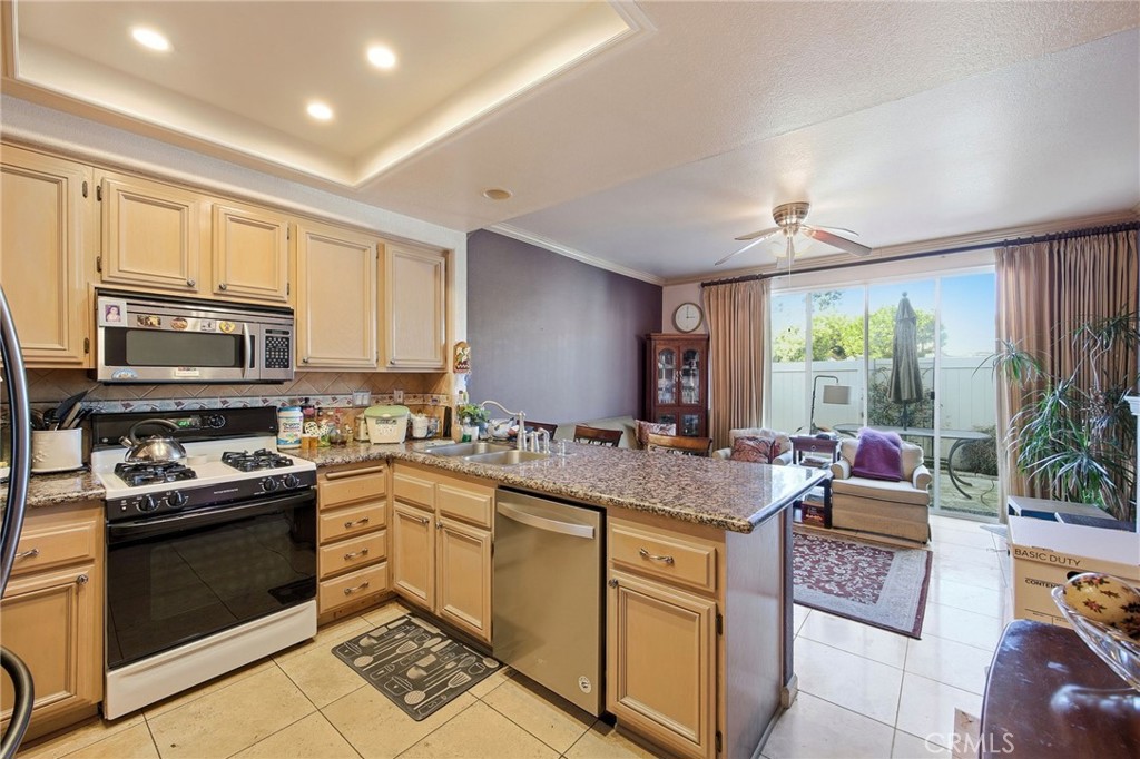 2131 Almeria Street 102