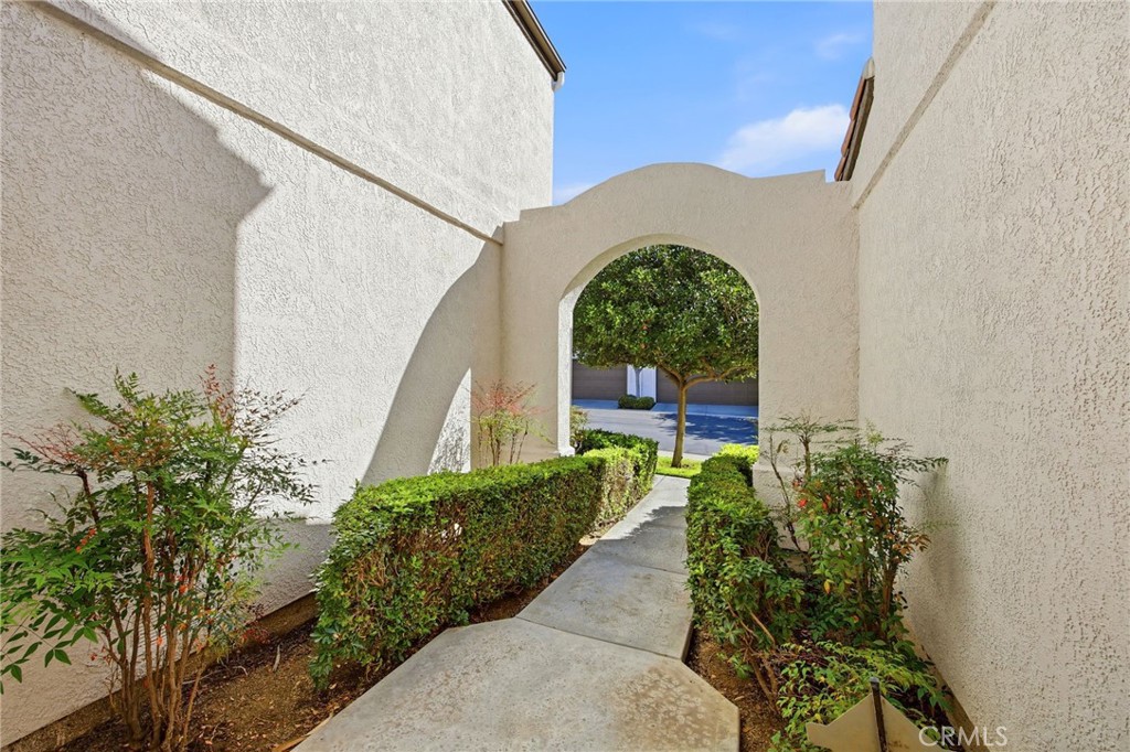 2131 Almeria Street 102