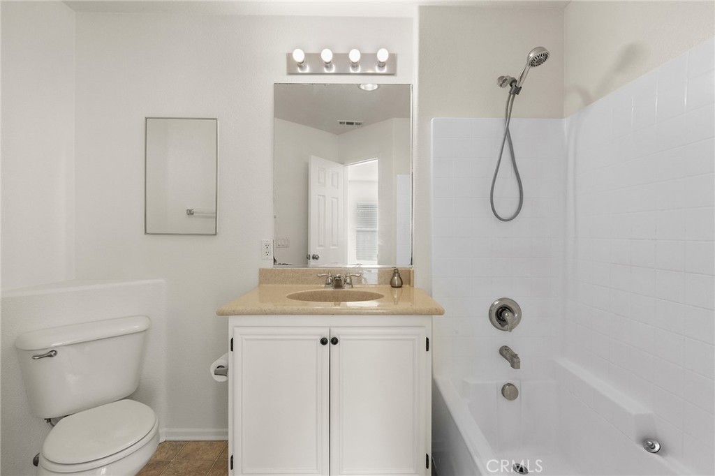 25218 Unit 3 Crest Haven