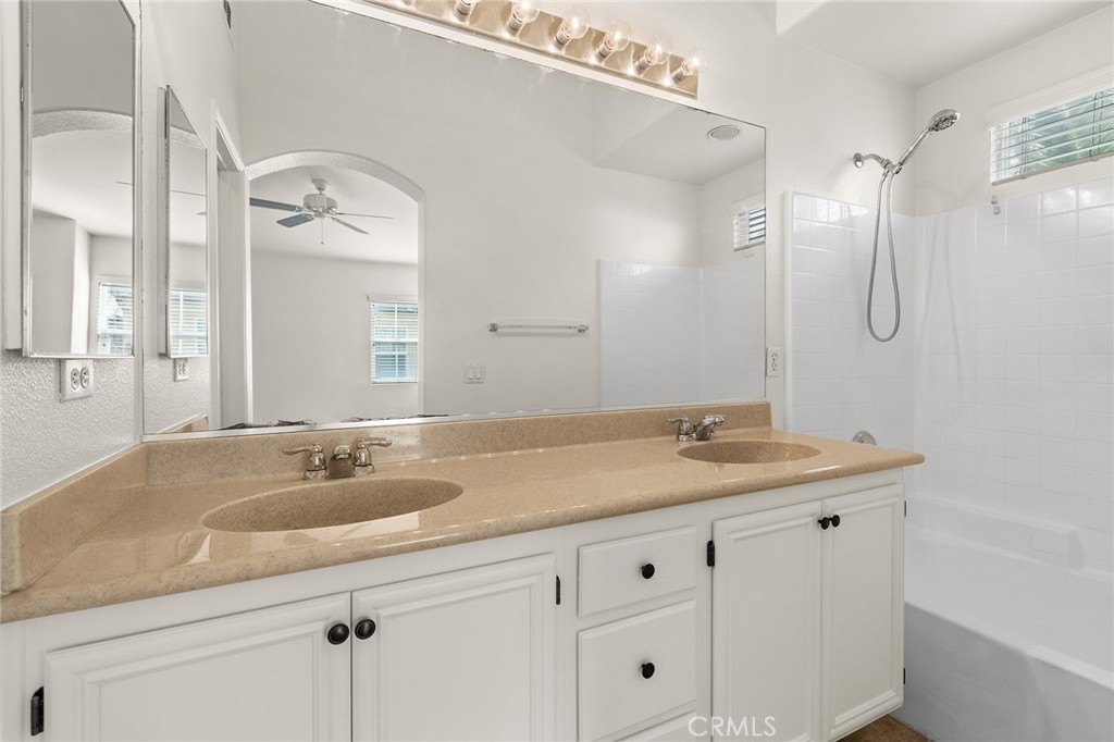 25218 Unit 3 Crest Haven