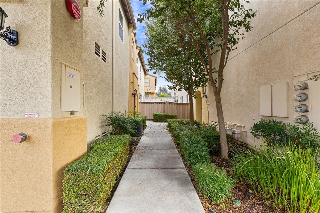 25218 Unit 3 Crest Haven