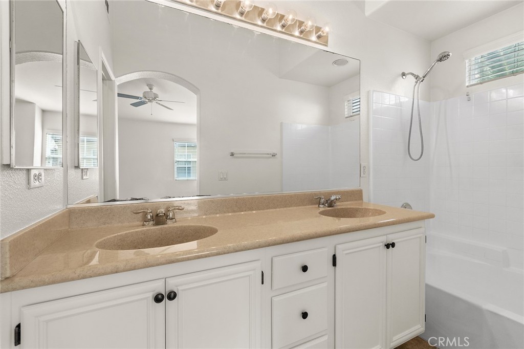 25218 Unit 3 Crest Haven