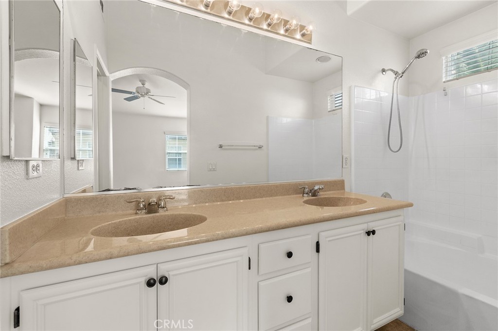 25218 Unit 3 Crest Haven