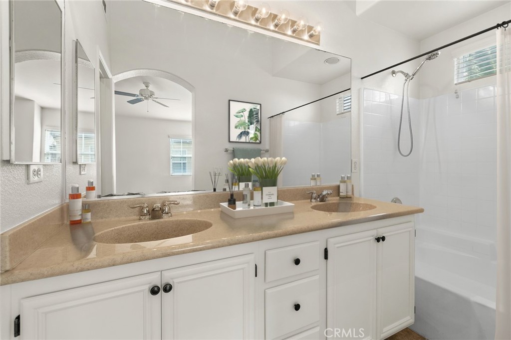 25218 Unit 3 Crest Haven