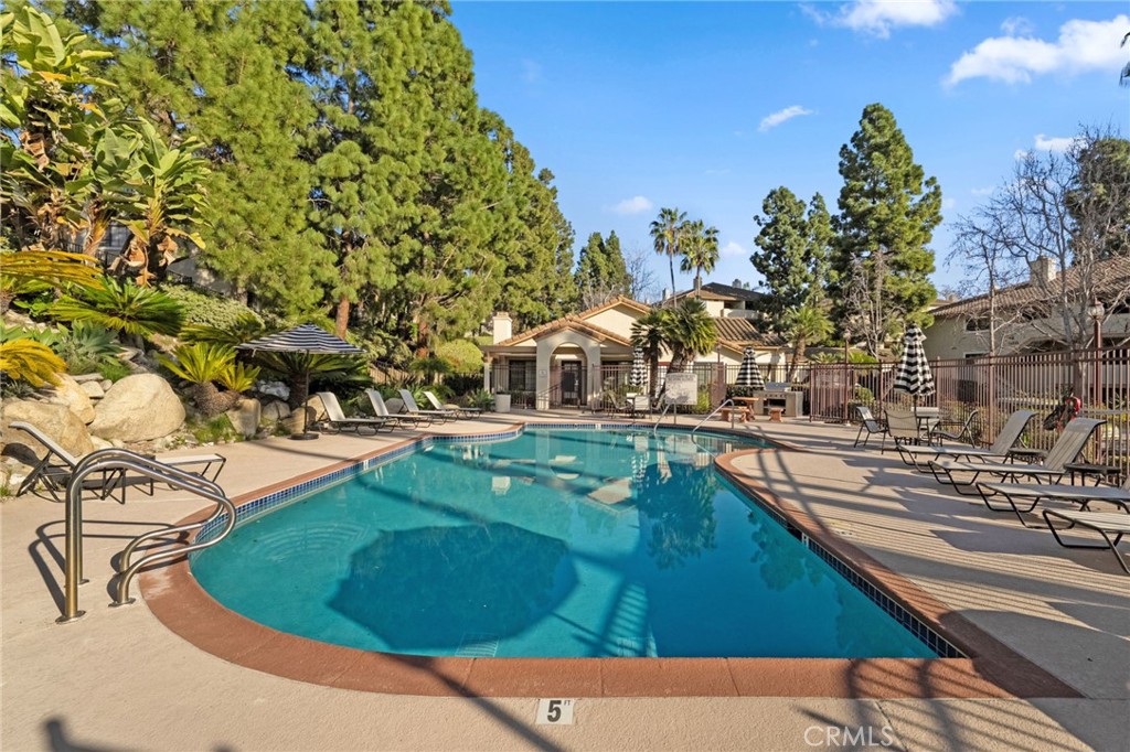 3459 Paseo De Alicia