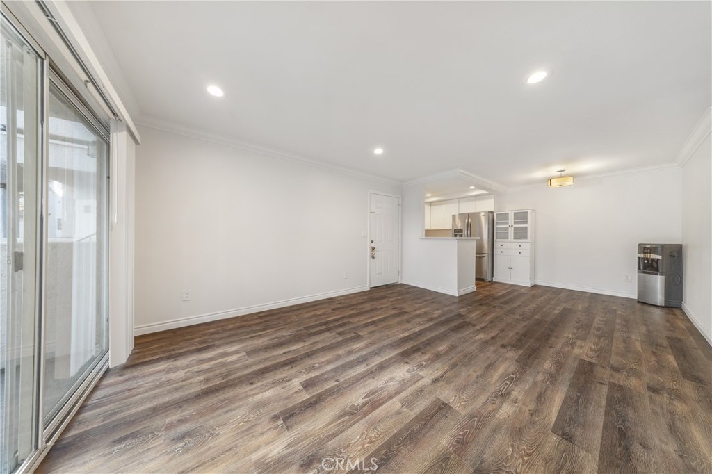 16377 Lakeshore 6K
