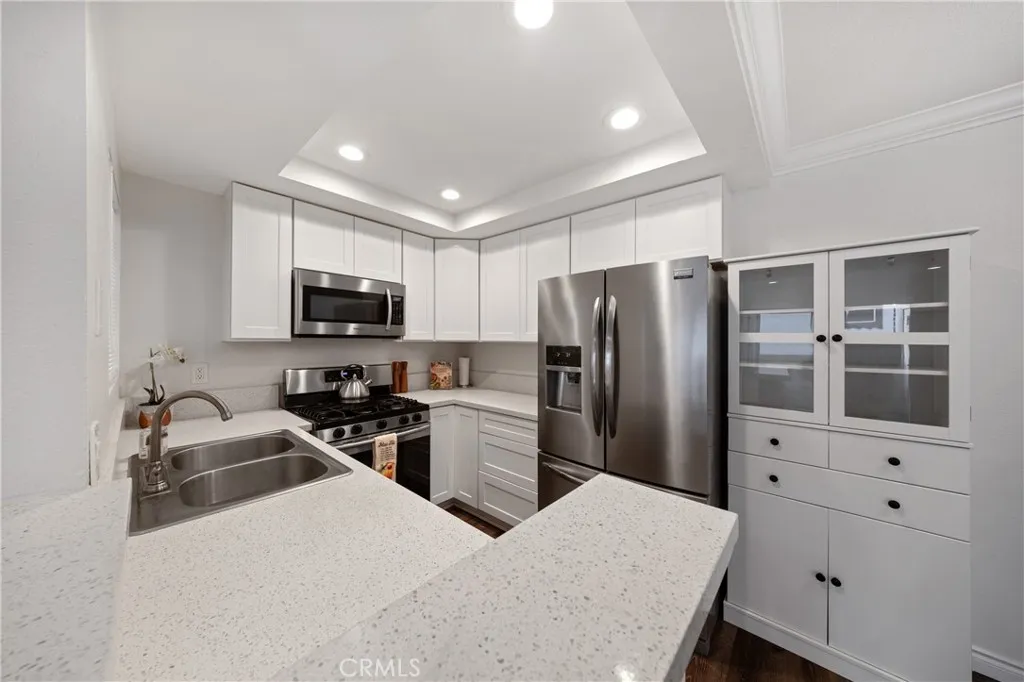 16377 Lakeshore Unit 6k