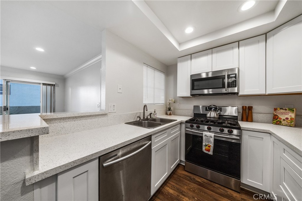 16377 Lakeshore 6K
