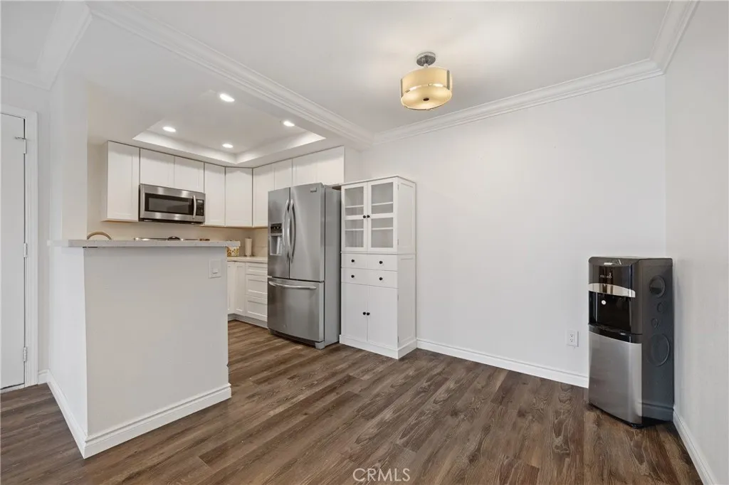 16377 Lakeshore Unit 6k