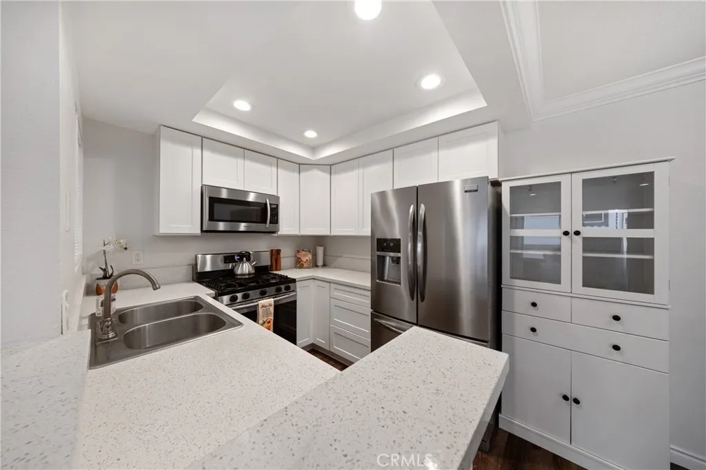 16377 Lakeshore Unit 6k