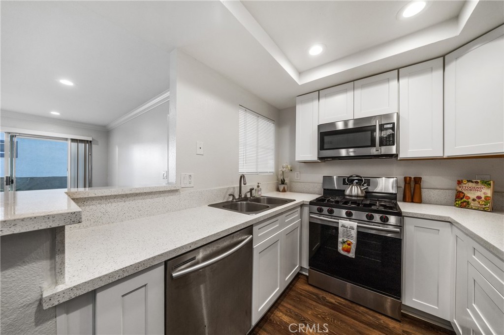 16377 Lakeshore 6K