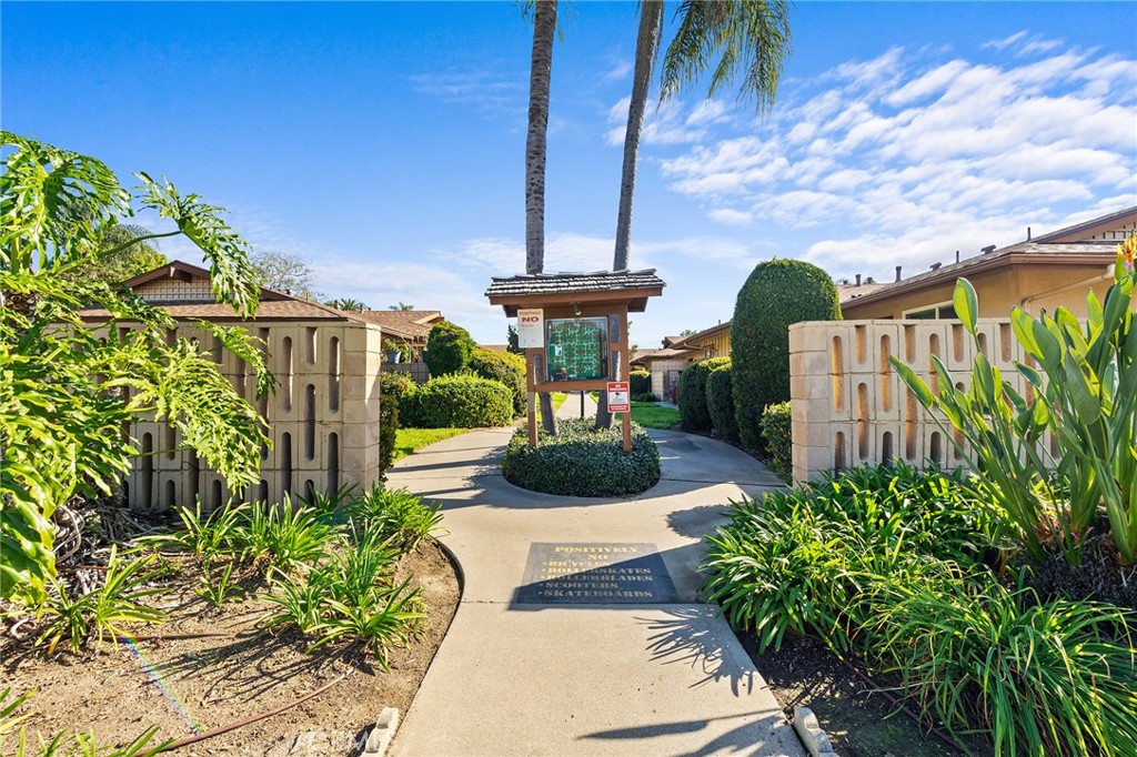 1740 E Commonwealth Avenue 101