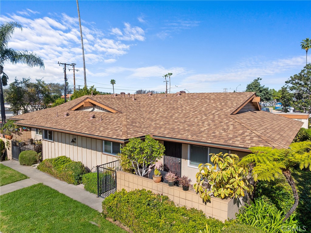 1740 E Commonwealth Avenue 101