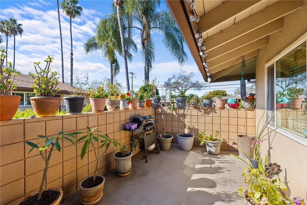 1740 E Commonwealth Avenue 101