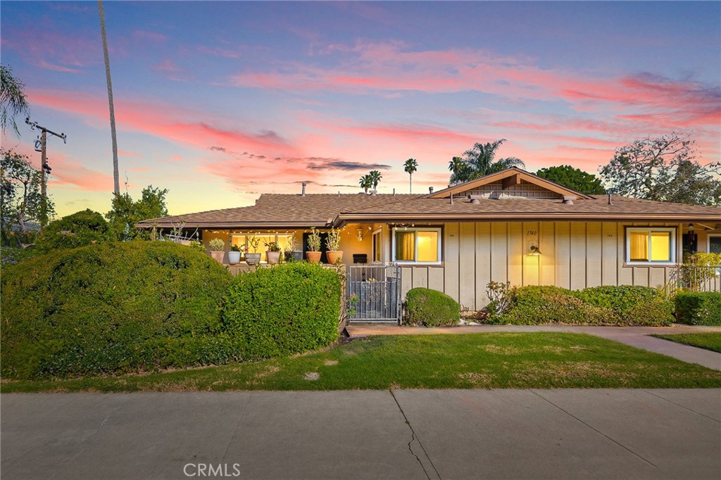 1740 E Commonwealth Avenue 101