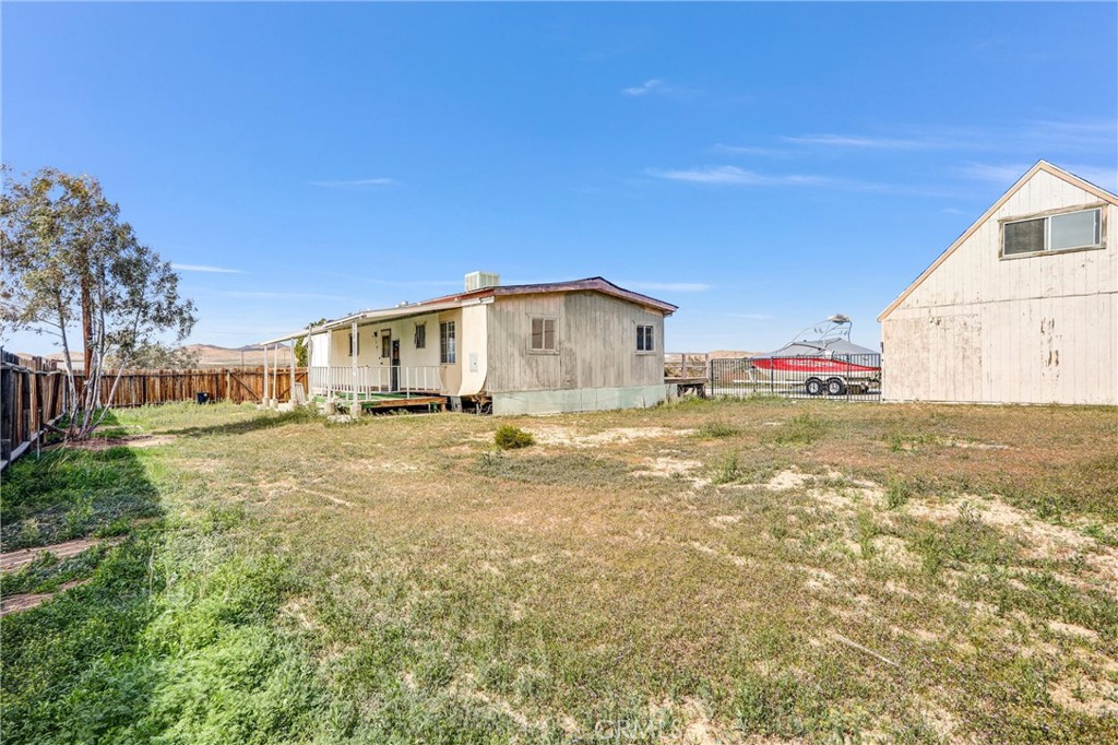 20695 Dale Evans Pkwy