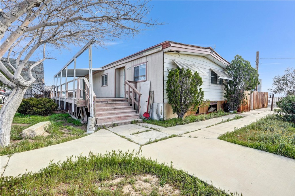 20695 Dale Evans Pkwy