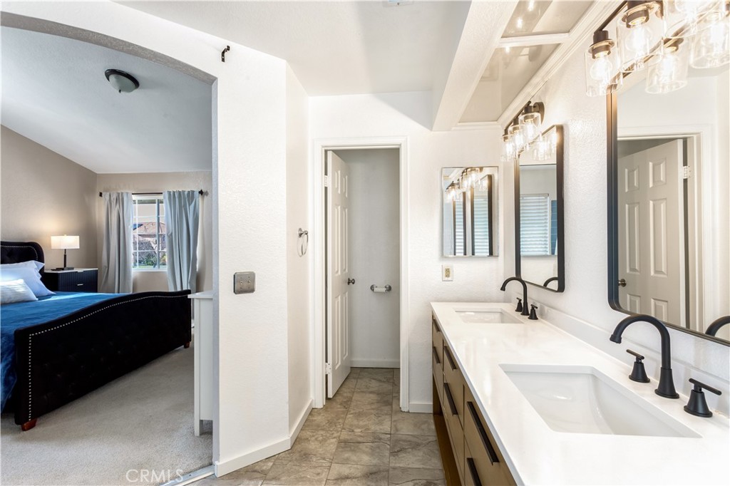 24550 Camino Meridiana