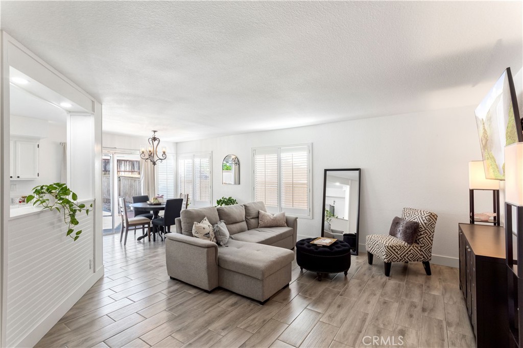 24550 Camino Meridiana