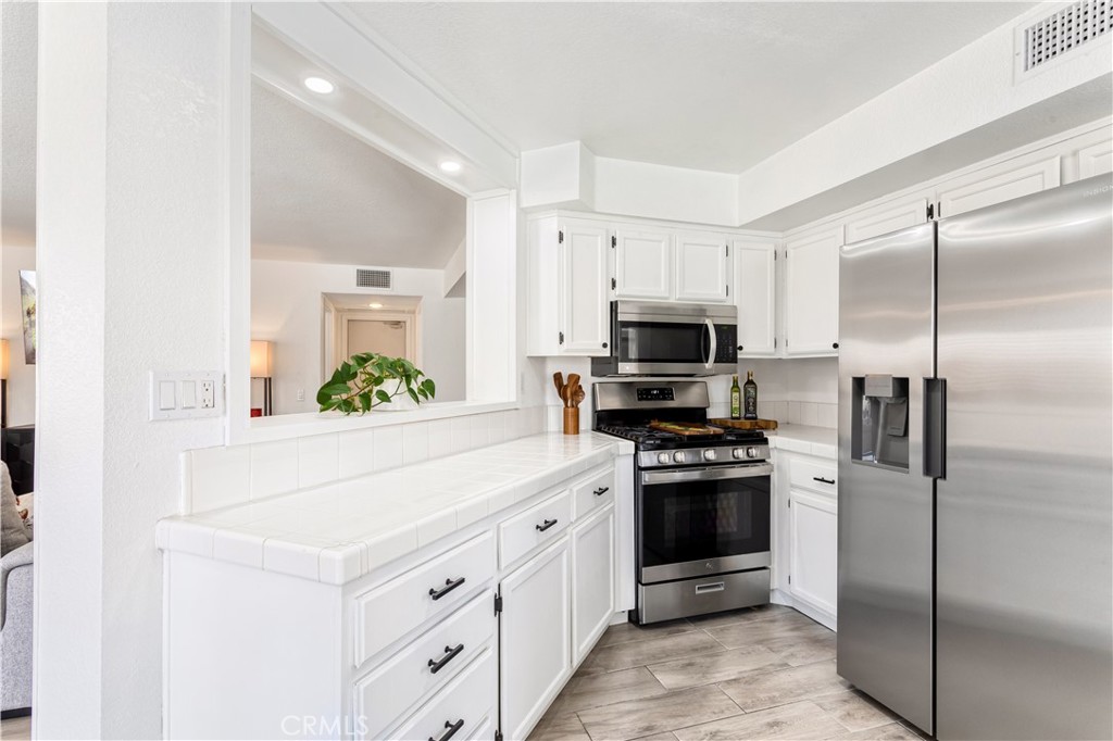 24550 Camino Meridiana