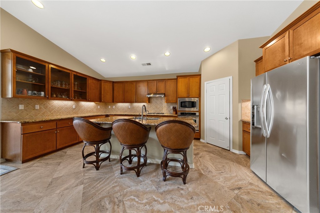 31686 Leather Wood