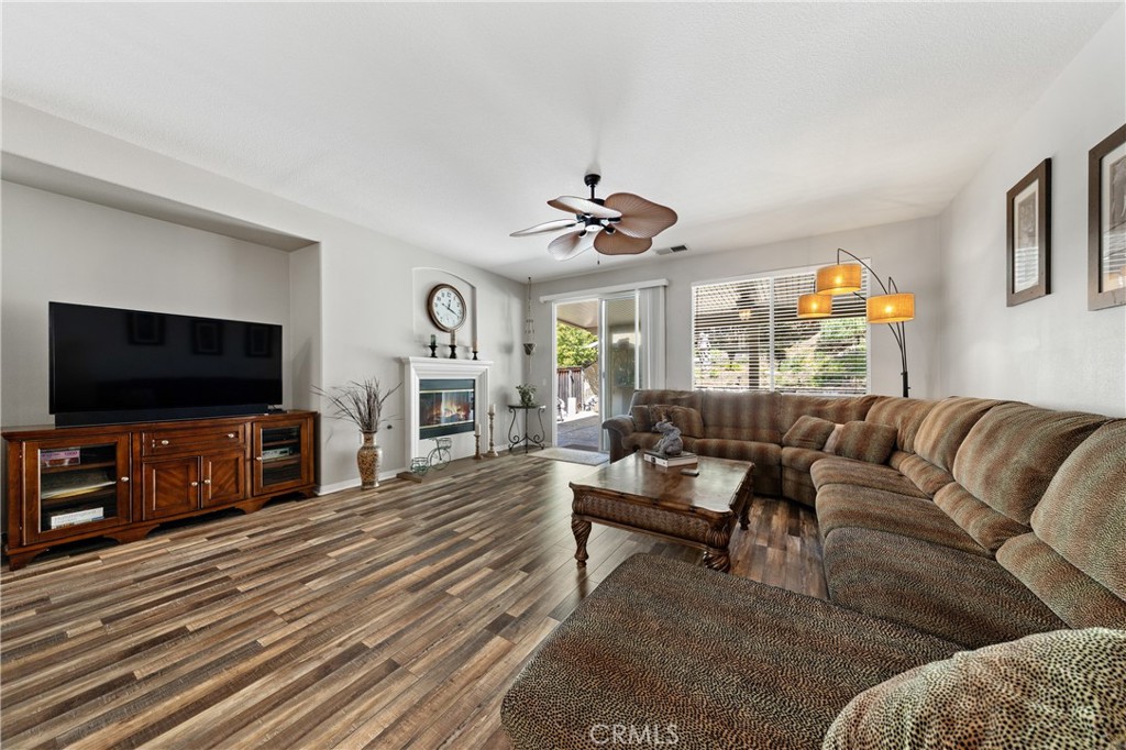 24050 Esmeralda Court