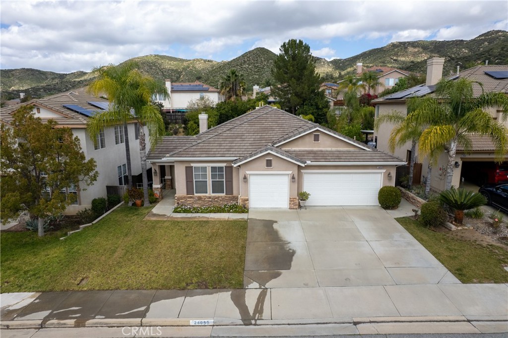 24050 Esmeralda Court