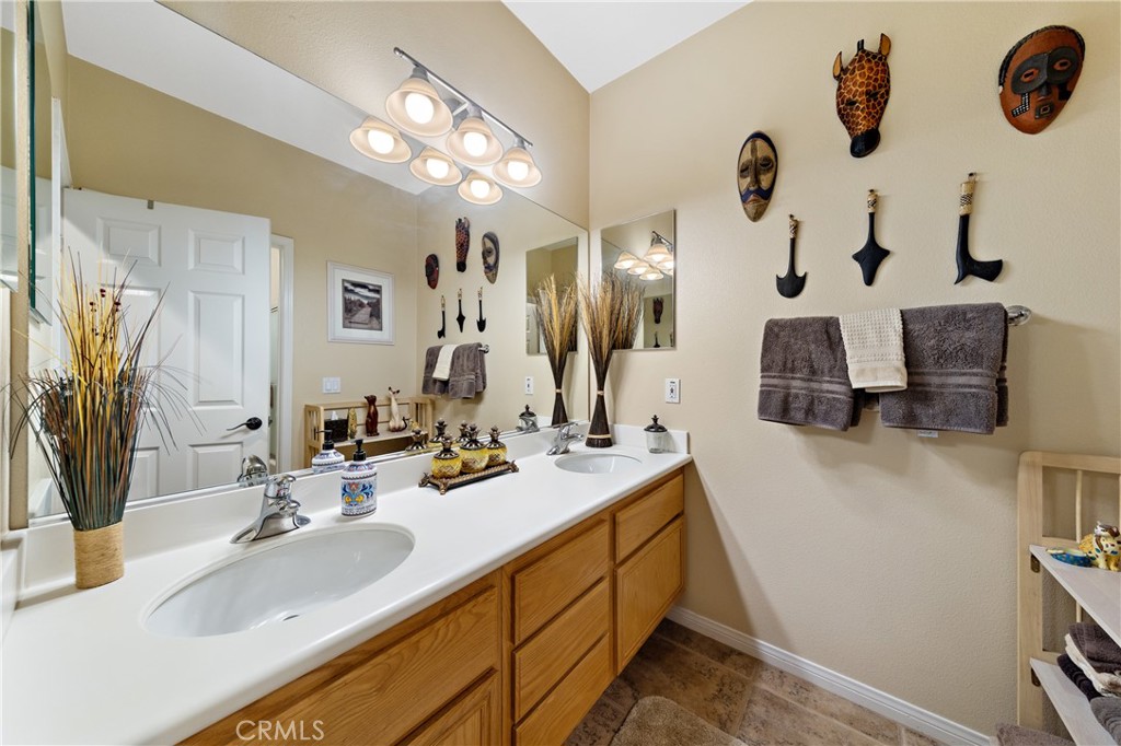 24050 Esmeralda Court