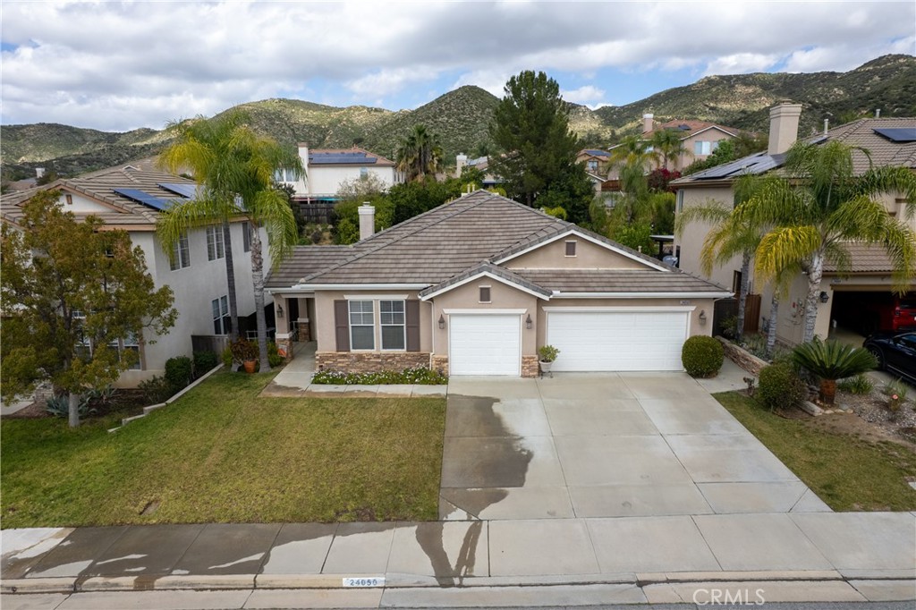 24050 Esmeralda Court