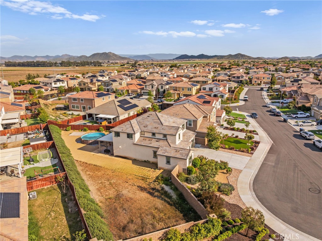 27490 Grand Teton Court