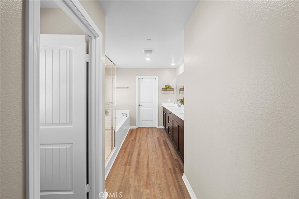 27490 Grand Teton Court