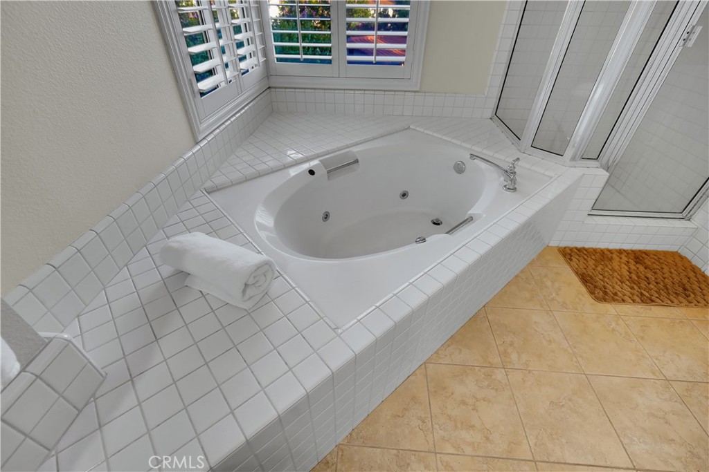 39990 Gibraltar Drive