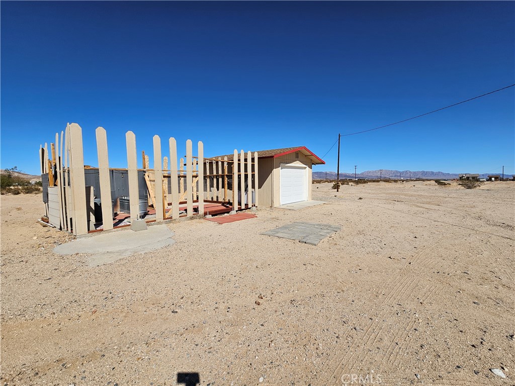3939 Pinto Mountain