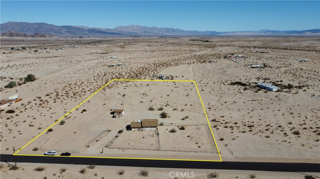 3939 Pinto Mountain