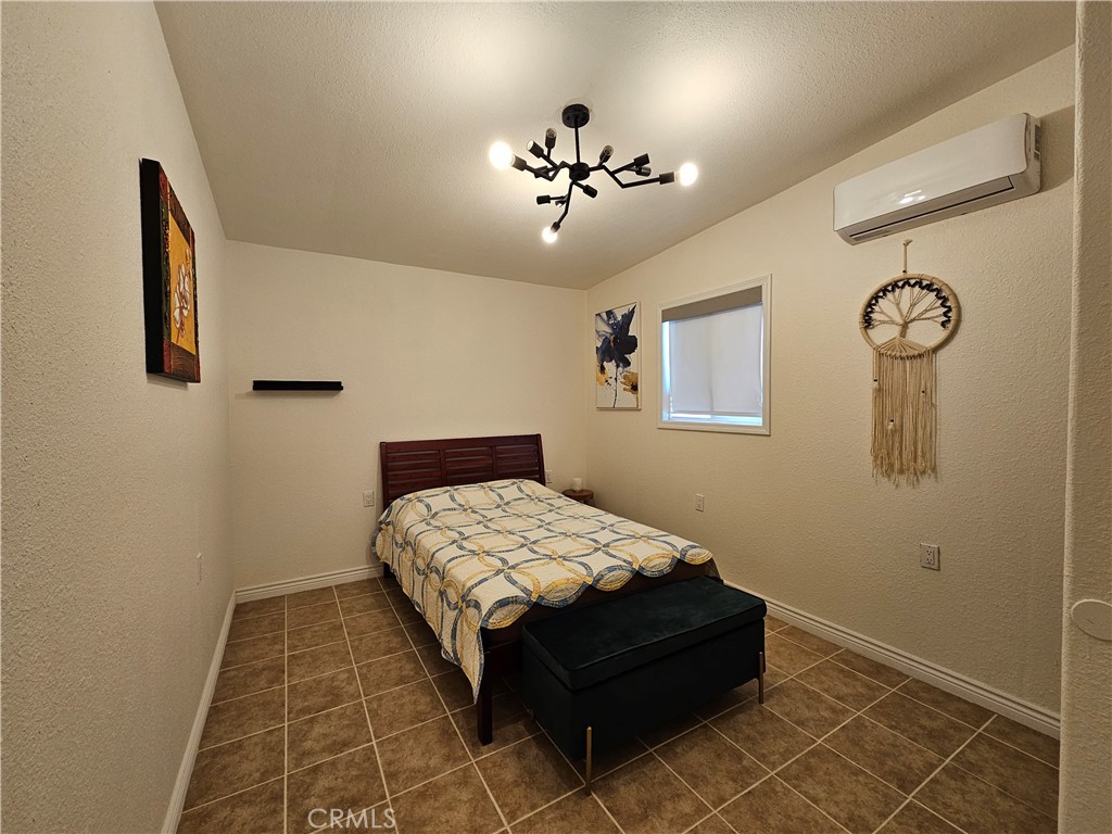 3939 Pinto Mountain
