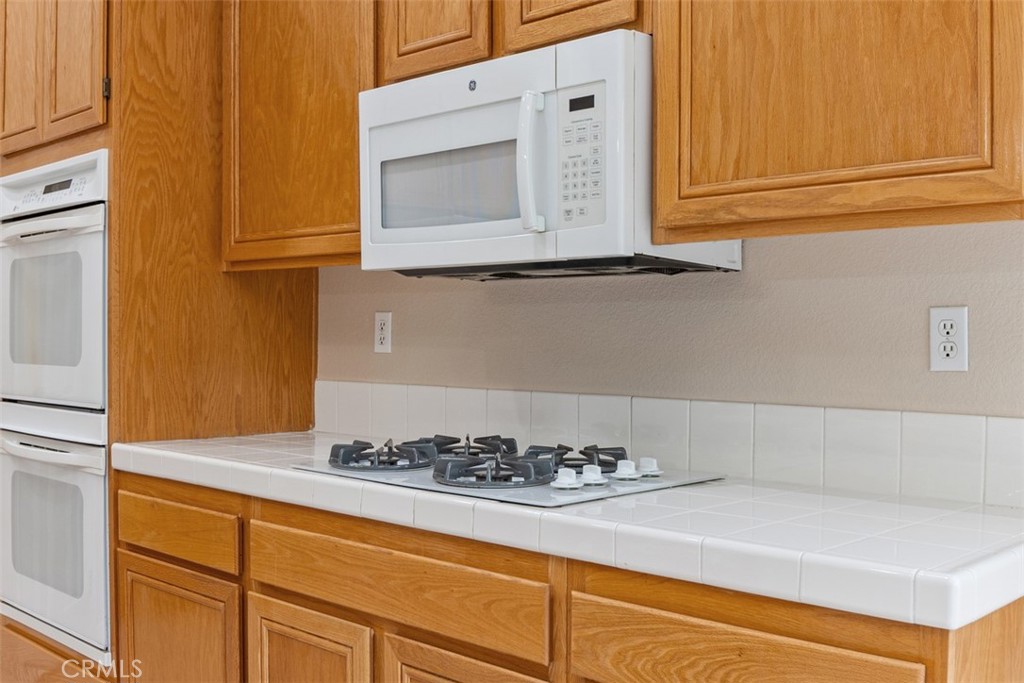 28658 Shady Brook Drive