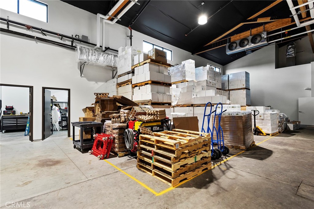 40620 Calle Contento